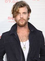 Harry Treadaway