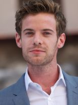Harry Treadaway photo