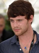 Harry Treadaway photo
