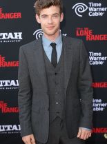 Harry Treadaway