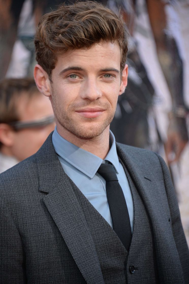 Harry Treadaway