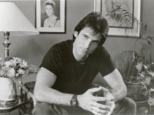 Hart Bochner