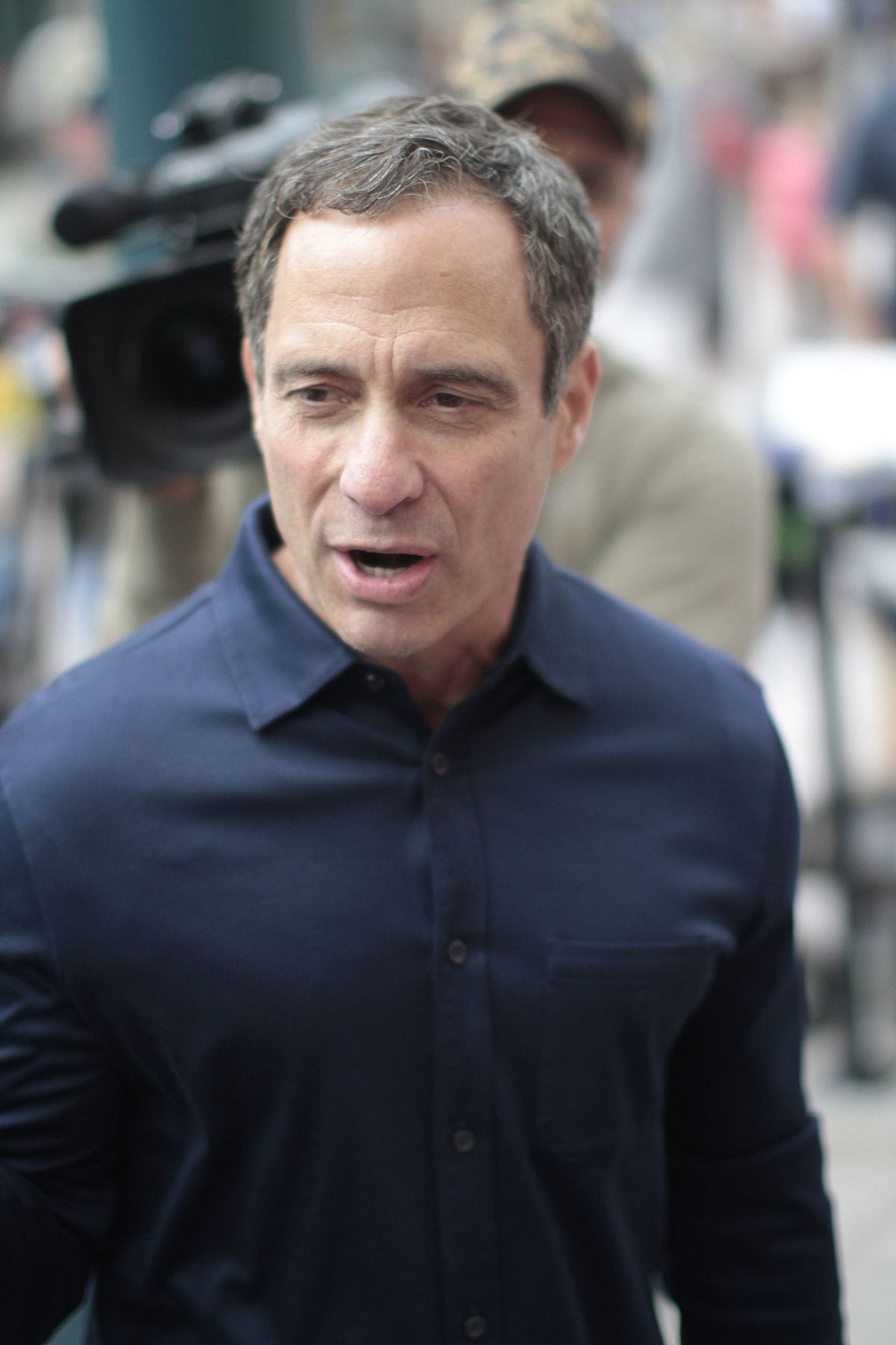 Charles Latibeaudiere Harvey Levin 64 - 8cqgxv7