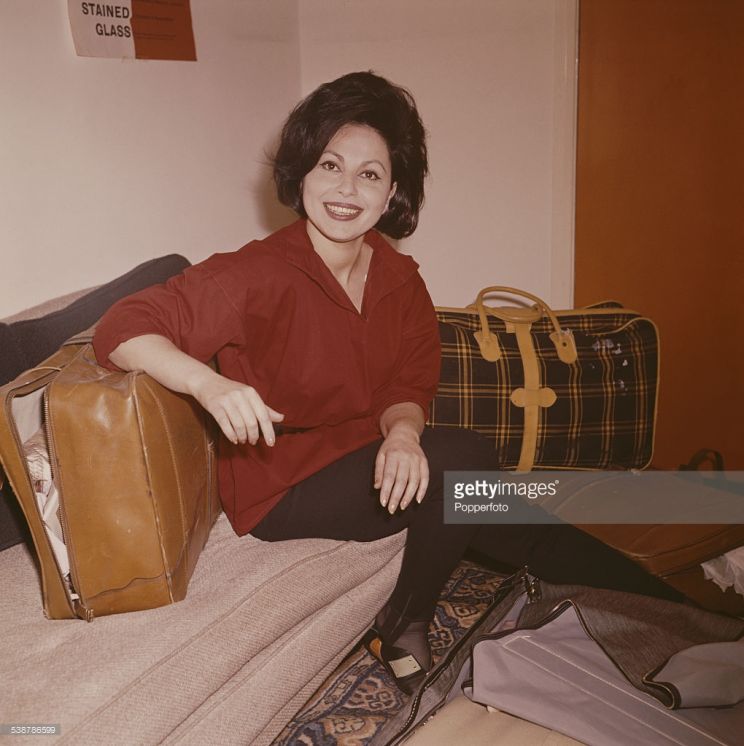 Haya Harareet