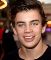 Hayes Grier