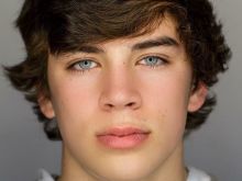 Hayes Grier