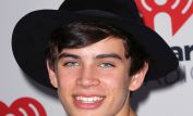 Hayes Grier