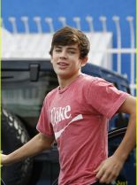 Hayes Grier