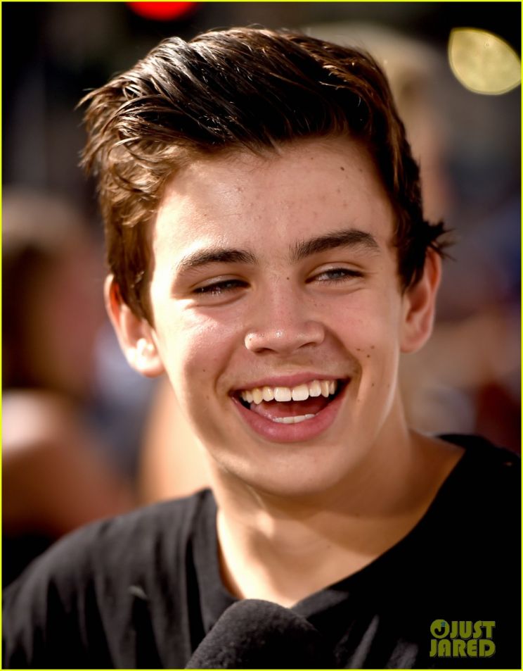 Hayes Grier