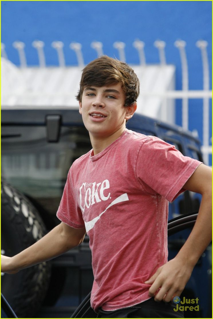 Hayes Grier
