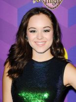 Hayley Orrantia #39585 picture (Portrait Medium)