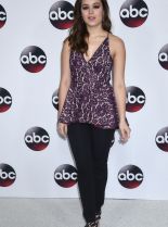 Hayley Orrantia #39596 picture (Portrait Medium)