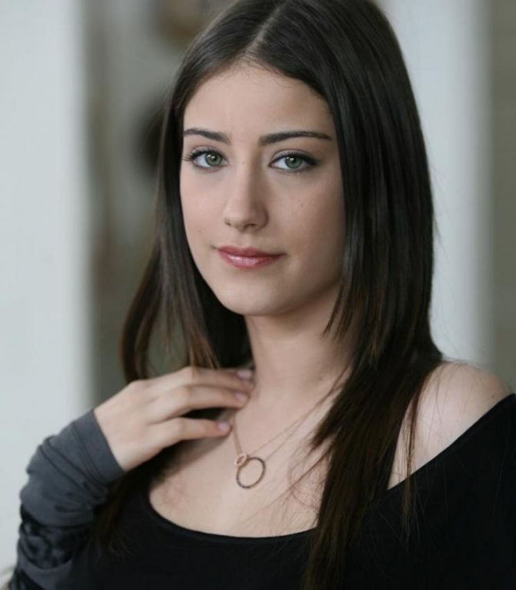 Hazal Kaya