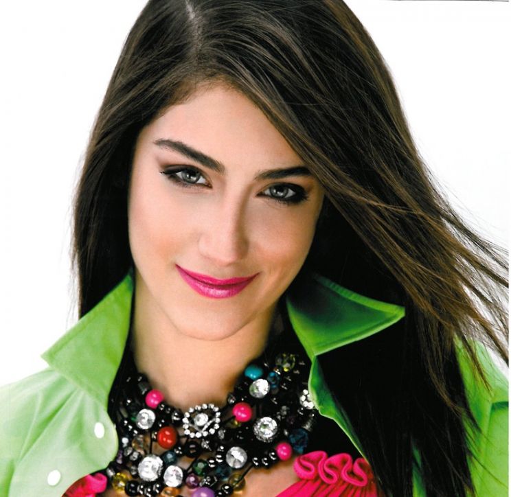 Hazal Kaya