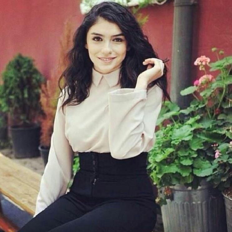 Hazar Ergüclü