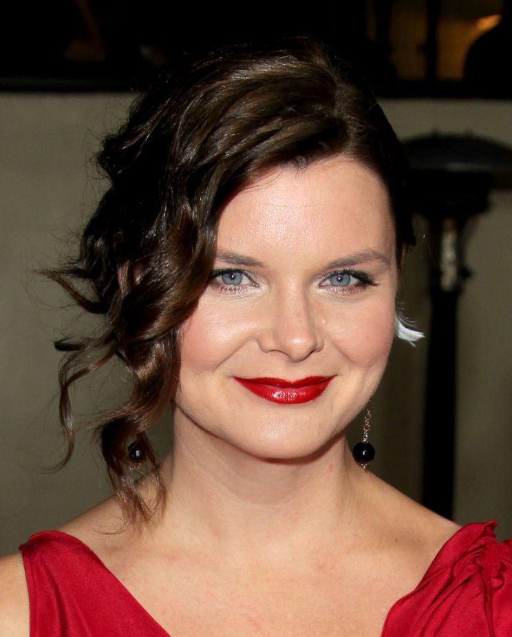 Heather Tom