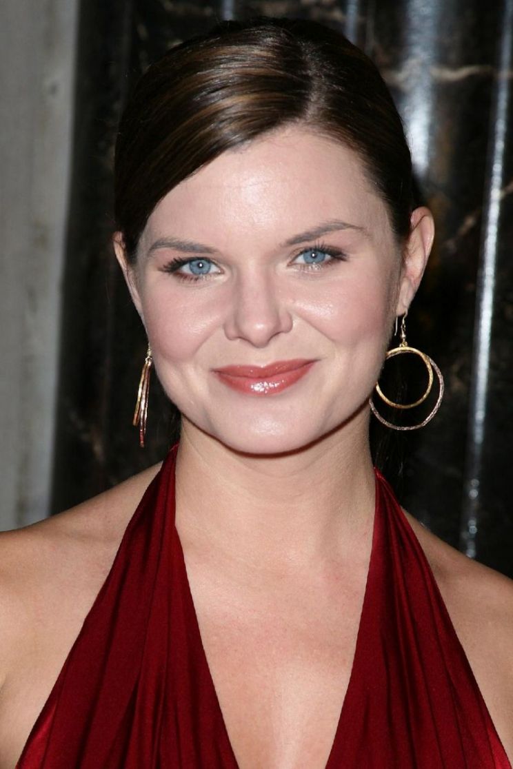 Heather Tom