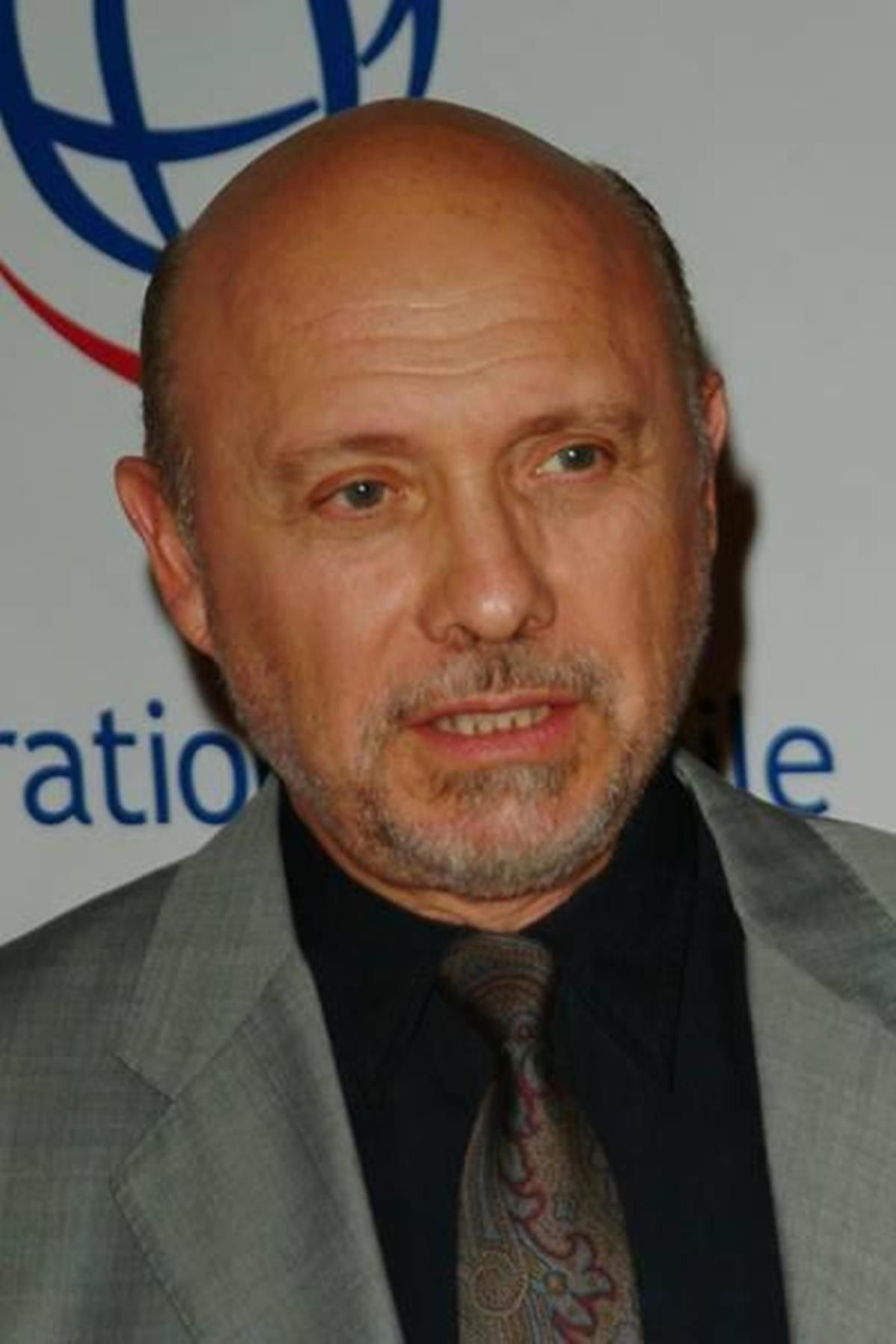 Pictures of Hector Elizondo