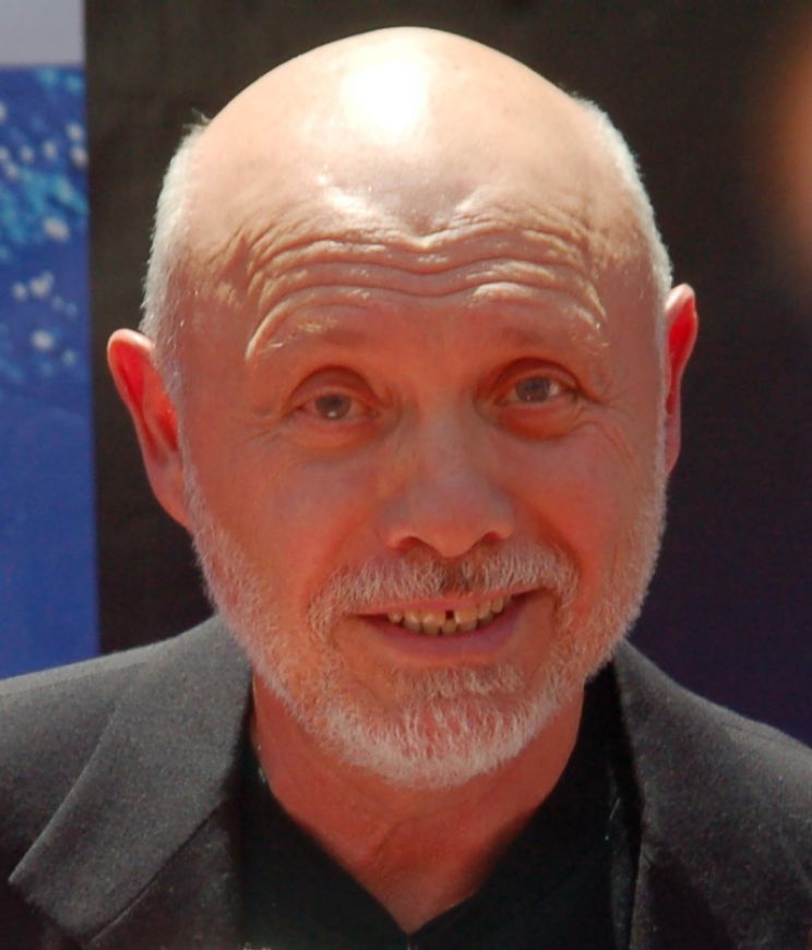 Hector Elizondo