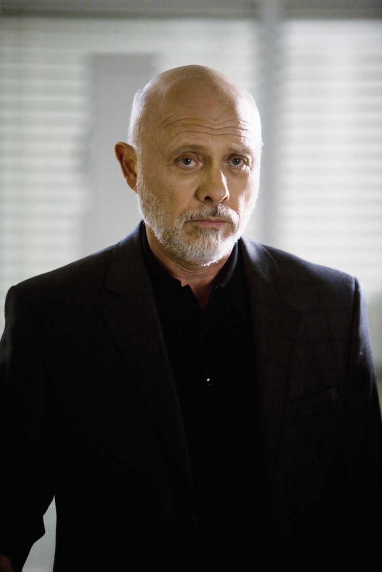 Hector Elizondo