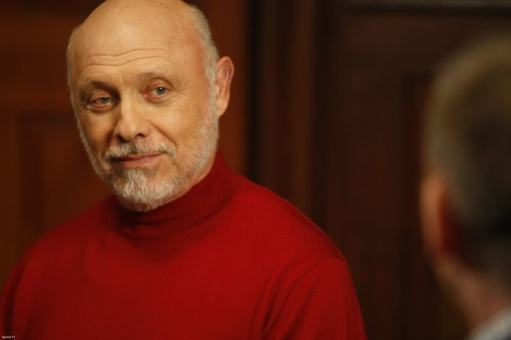 Hector Elizondo