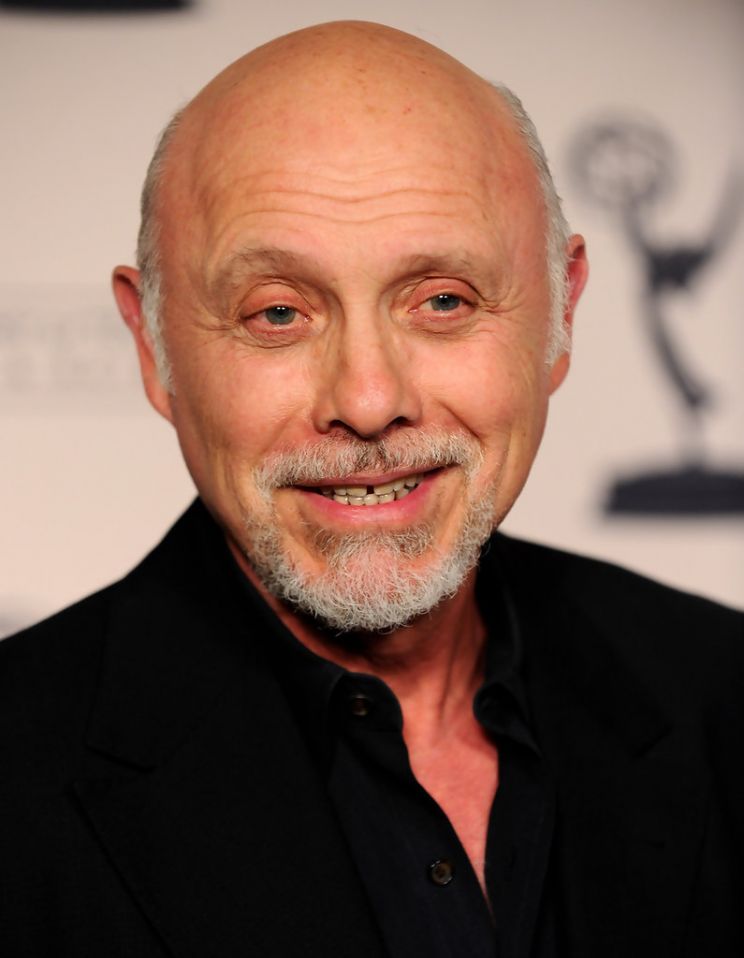 Hector Elizondo