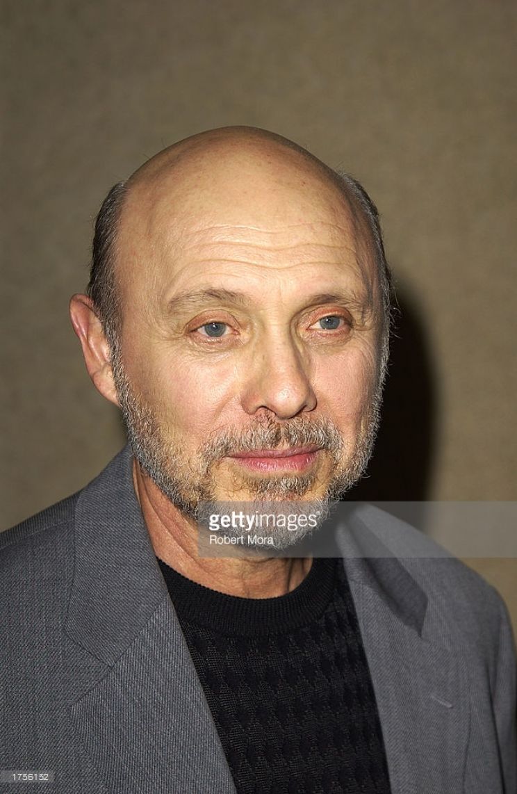 Hector Elizondo