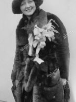 Hedda Hopper #806997 picture (Portrait Medium)