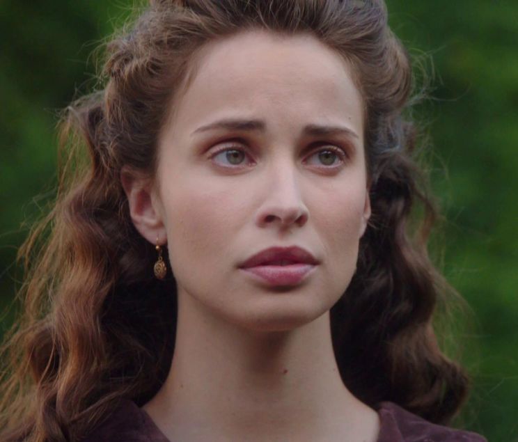 Heida Reed