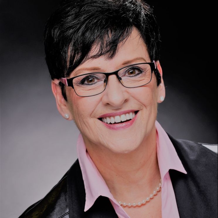 Heidi Schanz