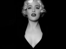 Helen Dallimore #3196037 picture (Landscape Medium)