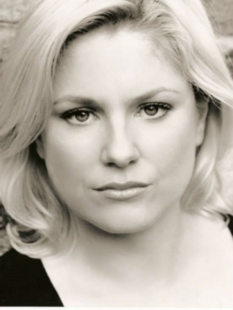 Helen Dallimore