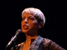 Helen Schneider