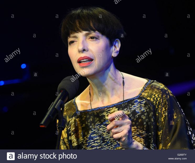 Helen Schneider