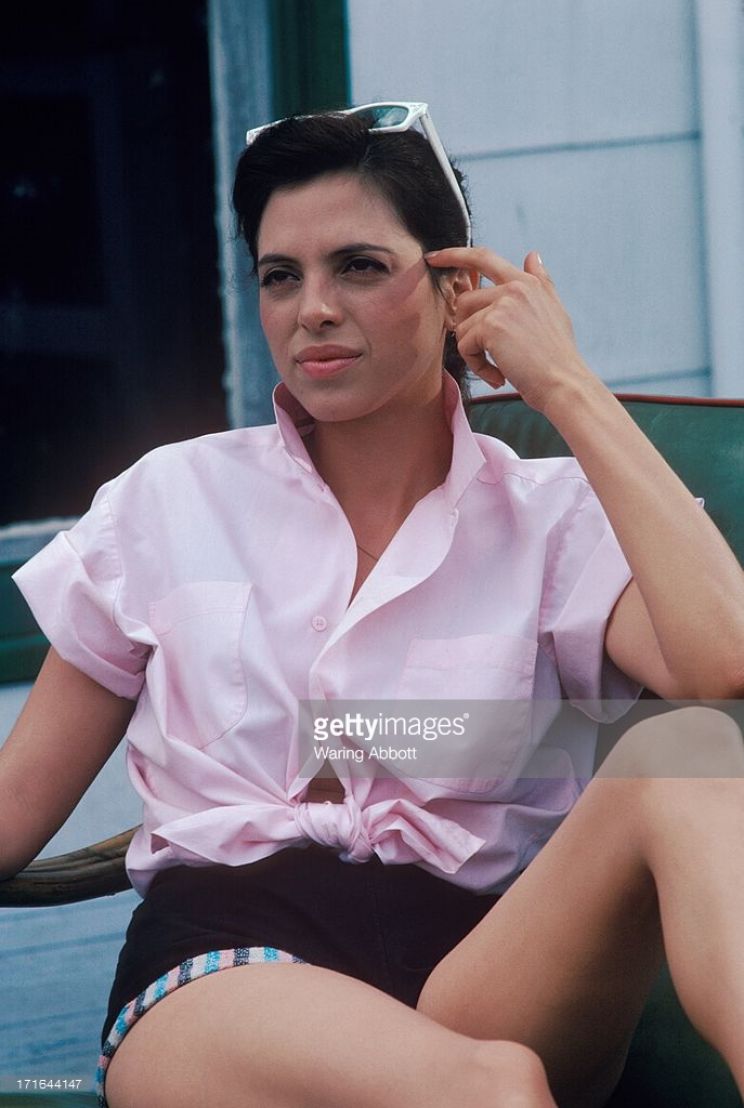 Helen Schneider