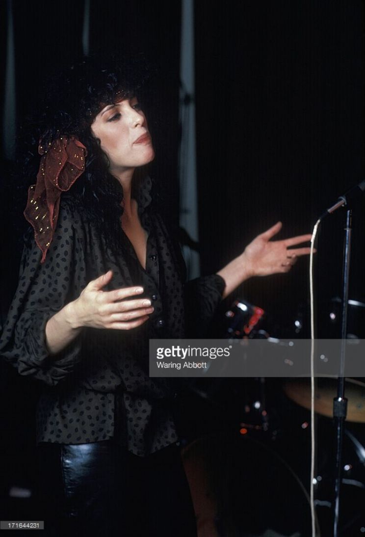 Helen Schneider