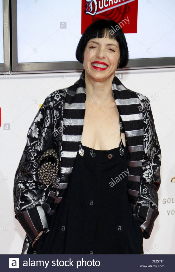Helen Schneider