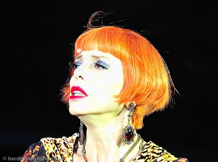 Helen Schneider