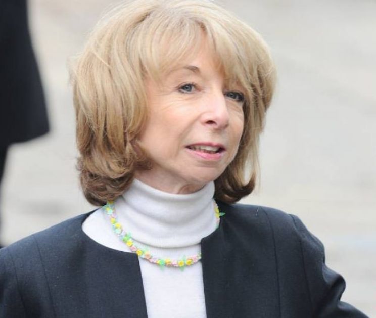 Helen Worth