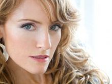 Helene Joy