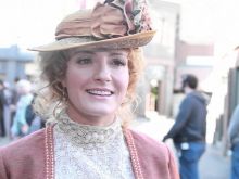 Helene Joy