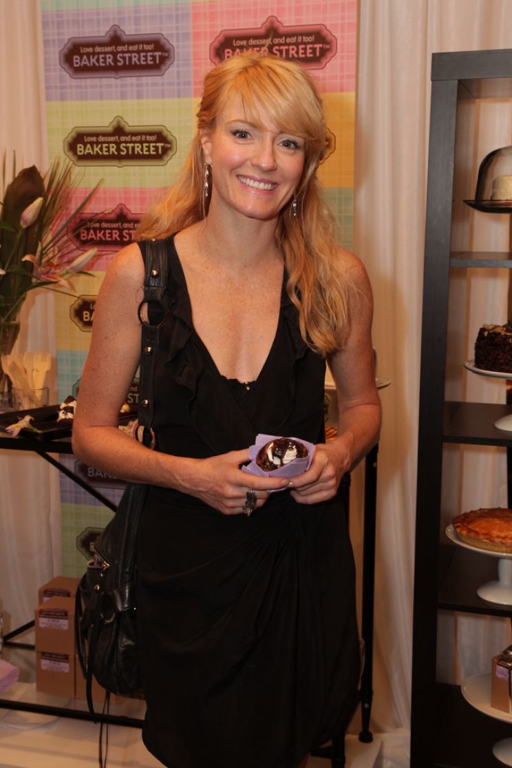 Helene Joy