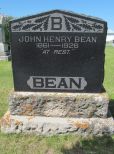 Henry Bean