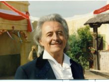Henry Darrow