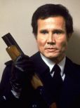 Henry Silva