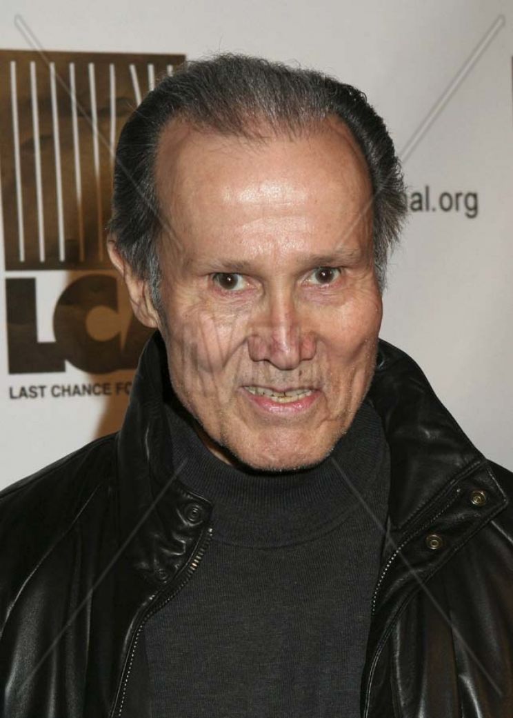 Henry Silva