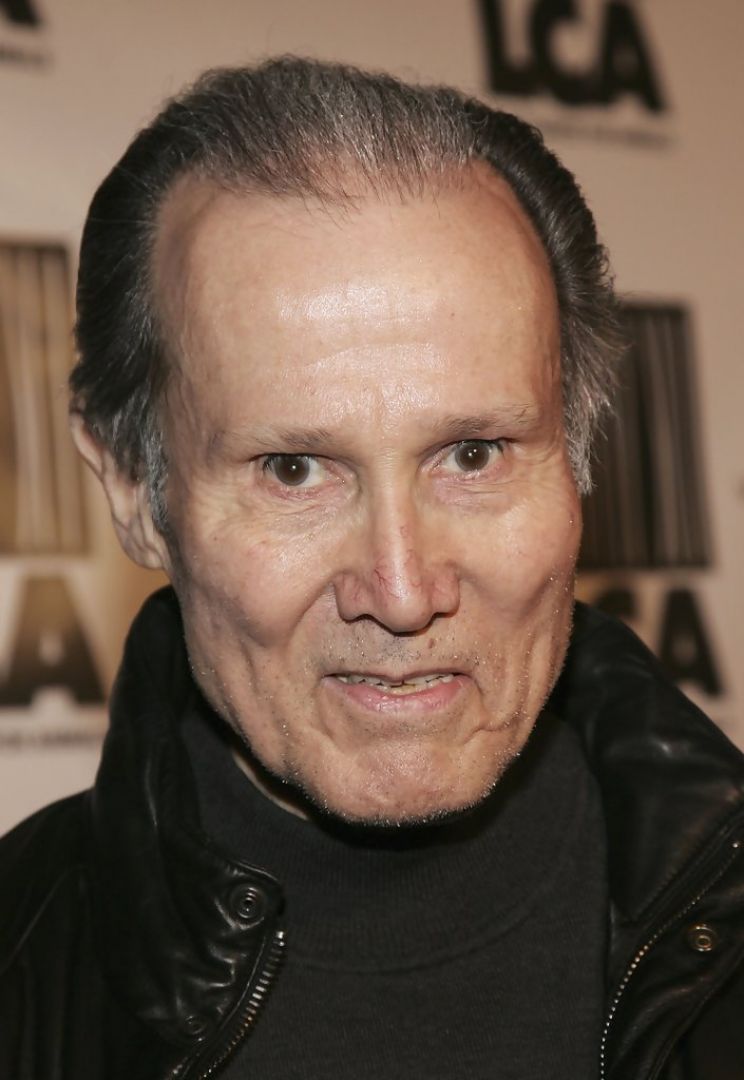 Henry Silva