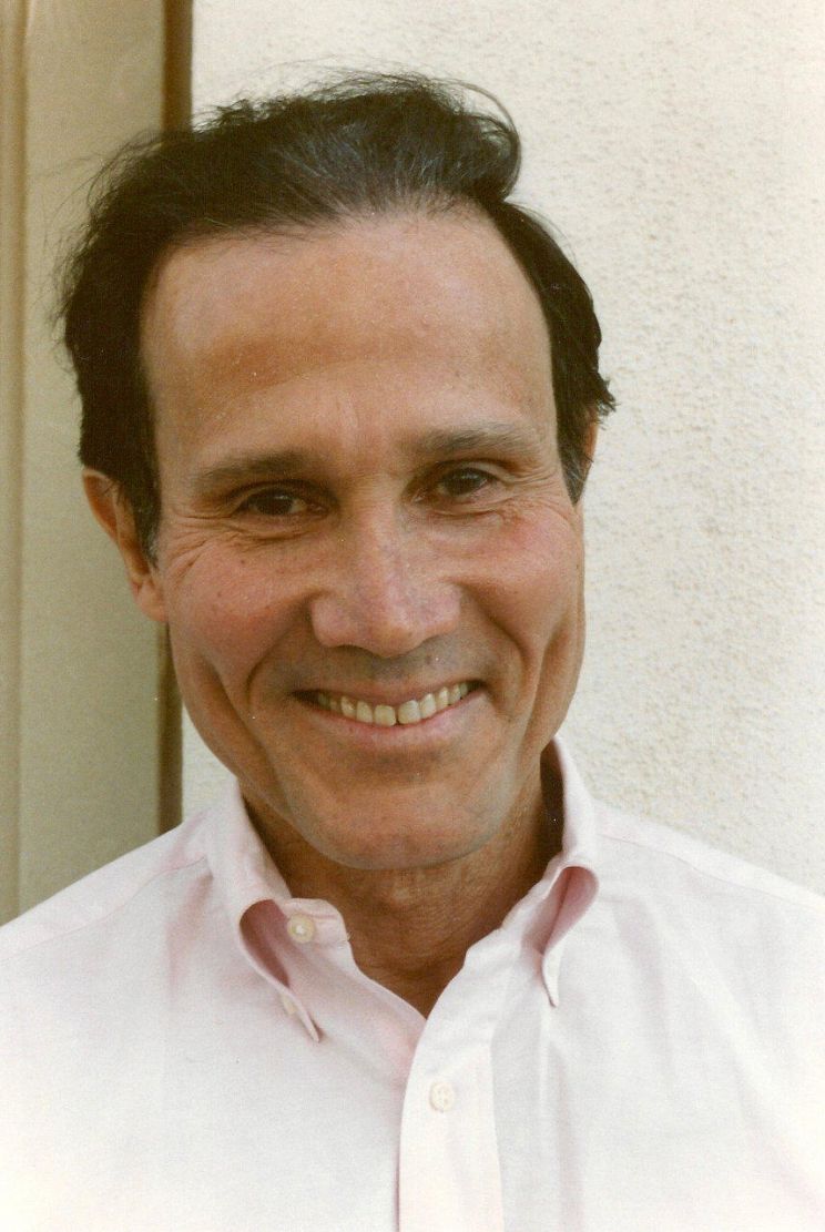 Henry Silva