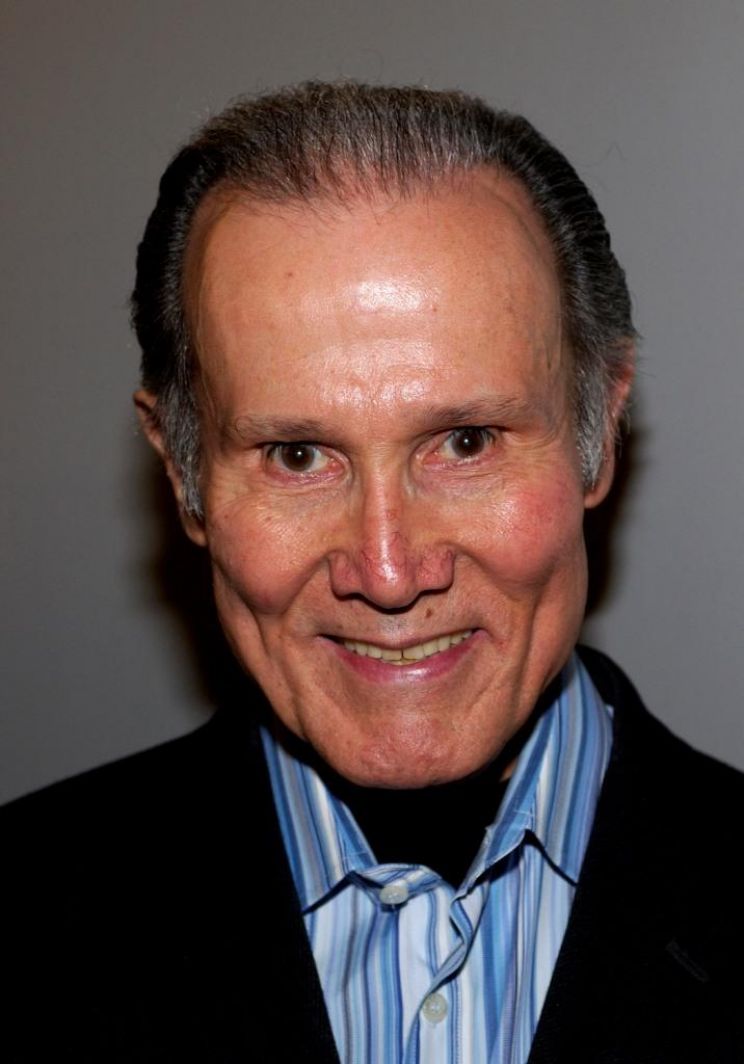 Henry Silva