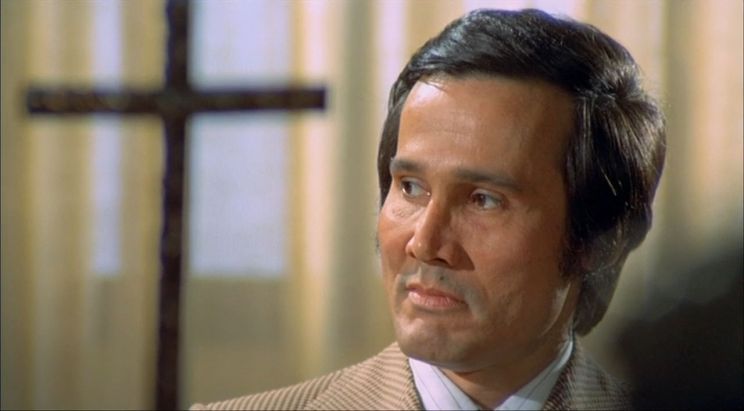 Henry Silva